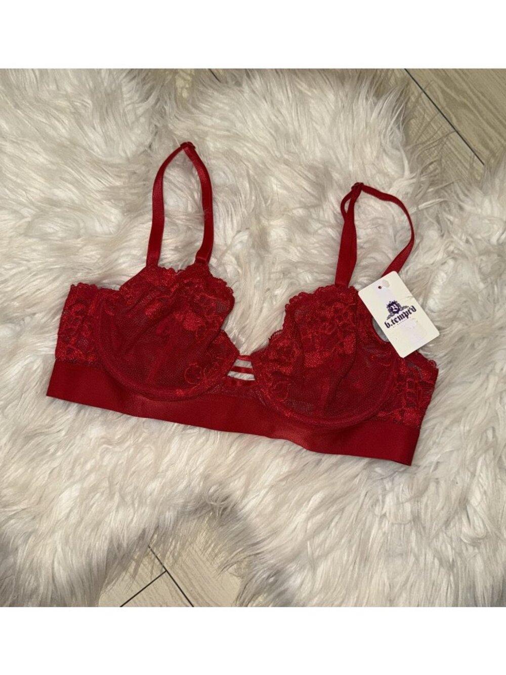 b.tempt'd 951227 Opening Act Lace Bralette Bra Sheer UW Womens 34B Red New